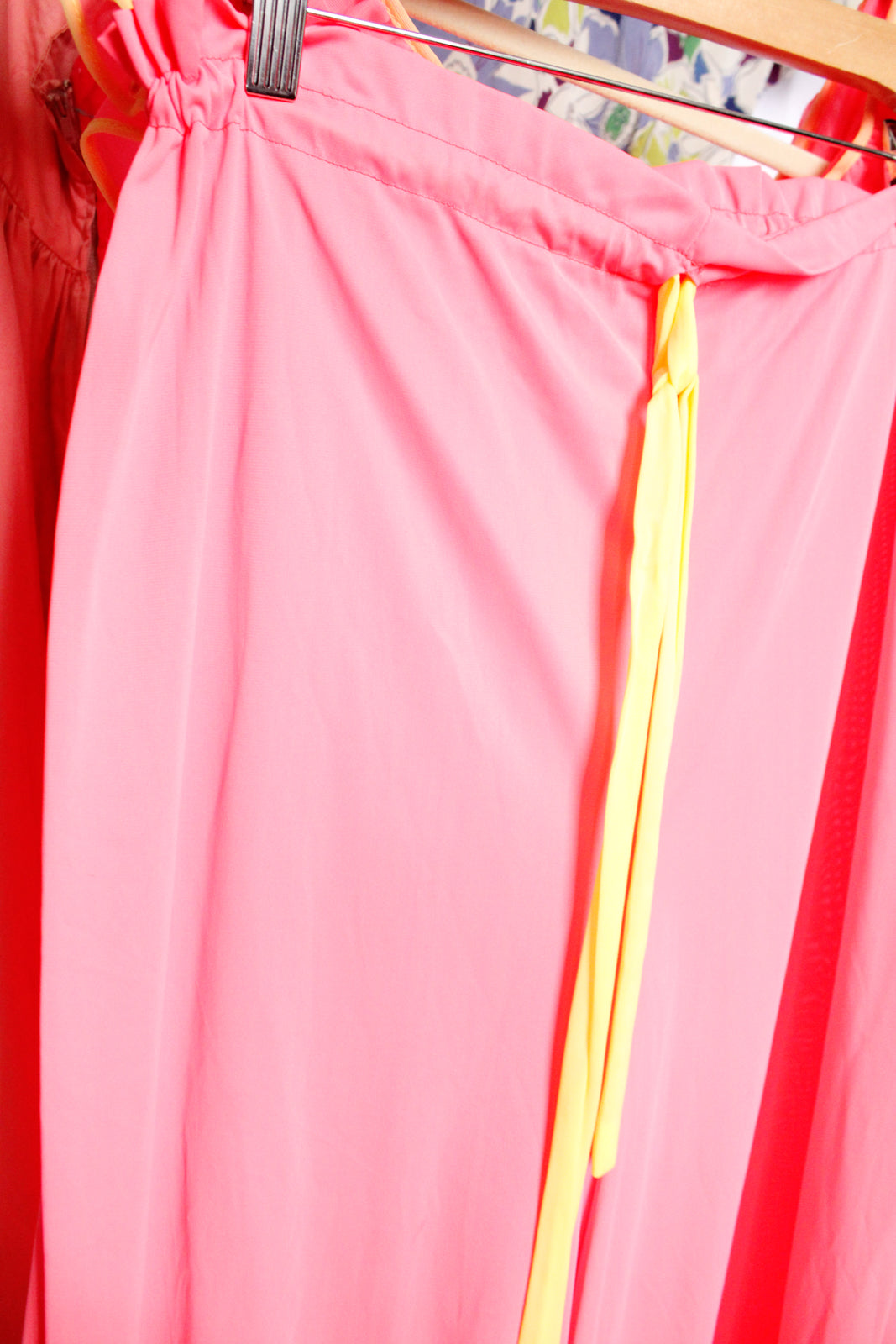 1960s Day Glo Pink and Yellow Nylon Lounge Set - Large