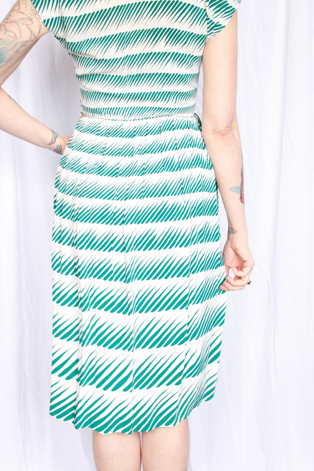 1940s Doris Dodson Green & White Stripe Dress - Small
