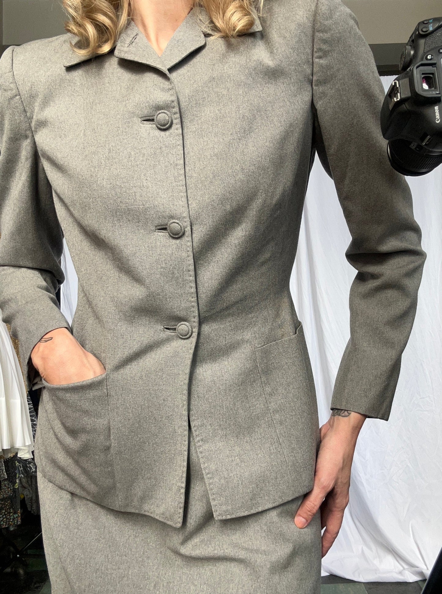 1940s Morris B Sachs Light Gray Suit - Small