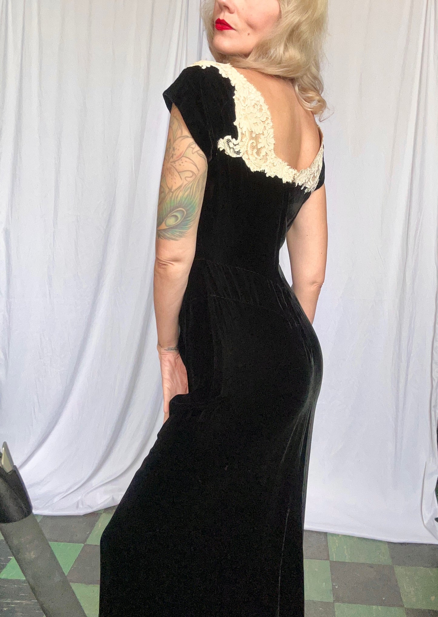 1940s Dorothy O'Hara Velvet Gown - S/M