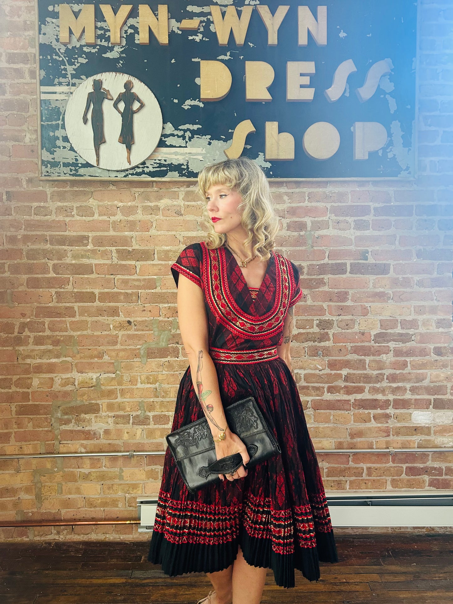 1940s Leather Tooled Clutch