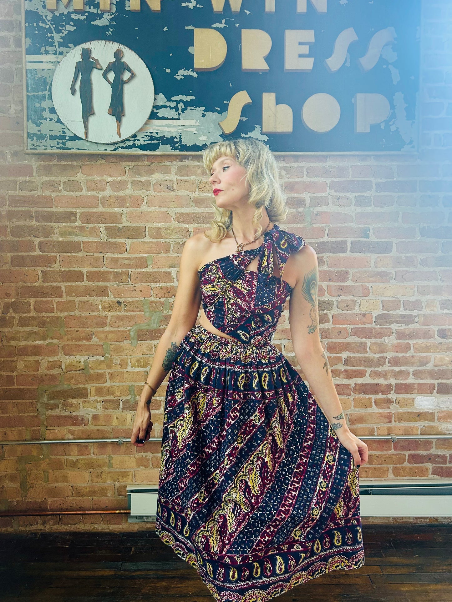 1940s Convertible 9-way Batik Summer Dress - XS