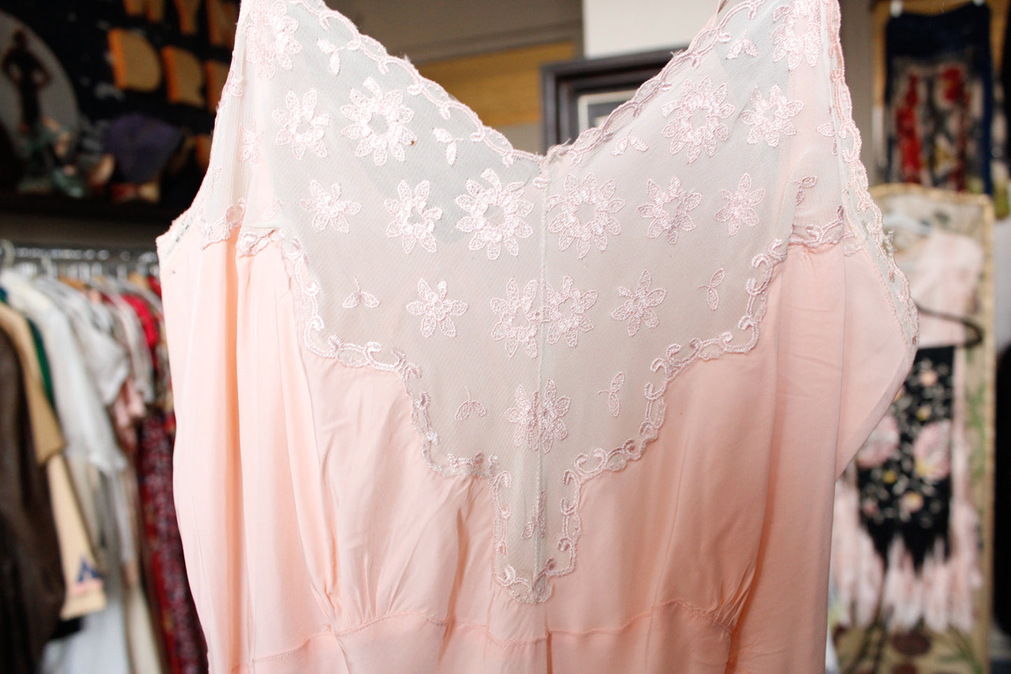 1940s Champagne Pink Rayon Slip - Medium