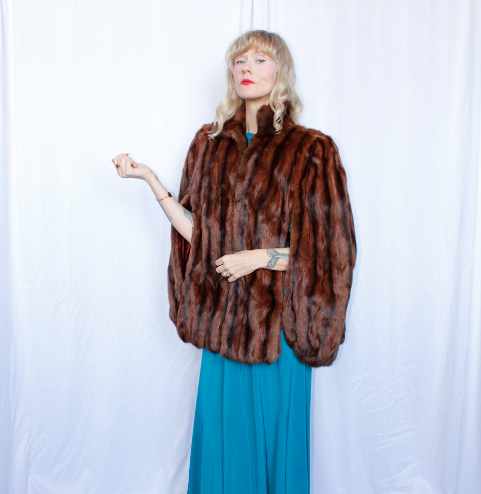 1940s Marmot Fur Cape with Muff - o/s