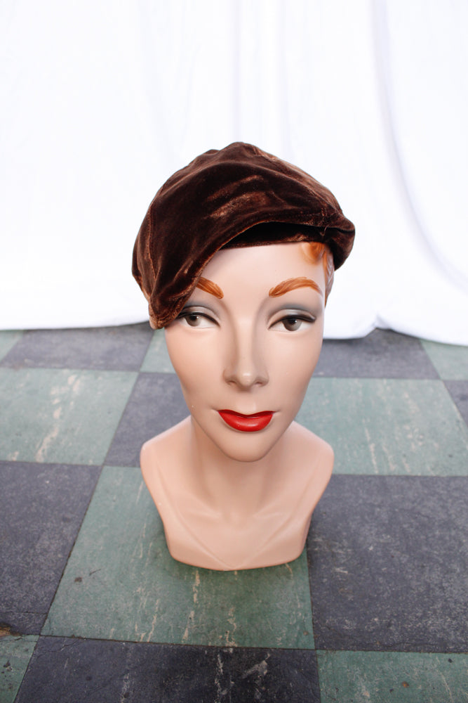 1920s Velvet Brown Tam