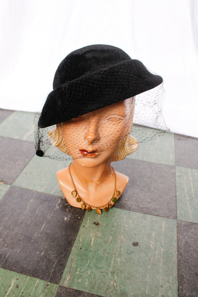 1940s Veiled Black Hat
