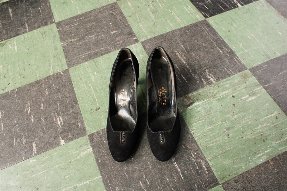 1950s. Mezzo Brushed Leather Black Heels - 8.5