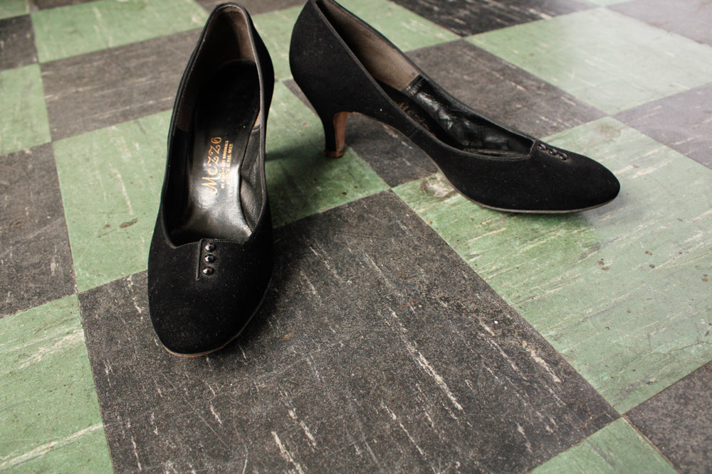 1950s. Mezzo Brushed Leather Black Heels - 8.5