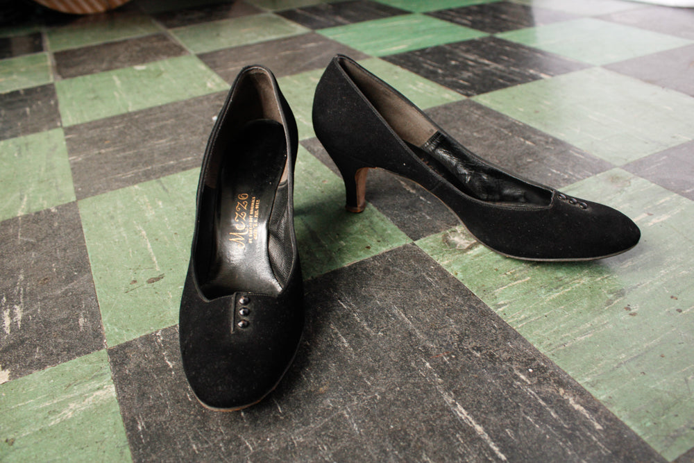 1950s. Mezzo Brushed Leather Black Heels - 8.5
