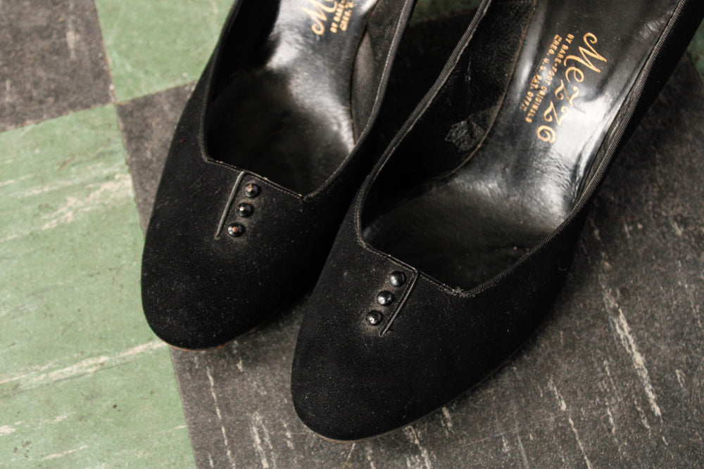1950s. Mezzo Brushed Leather Black Heels - 8.5