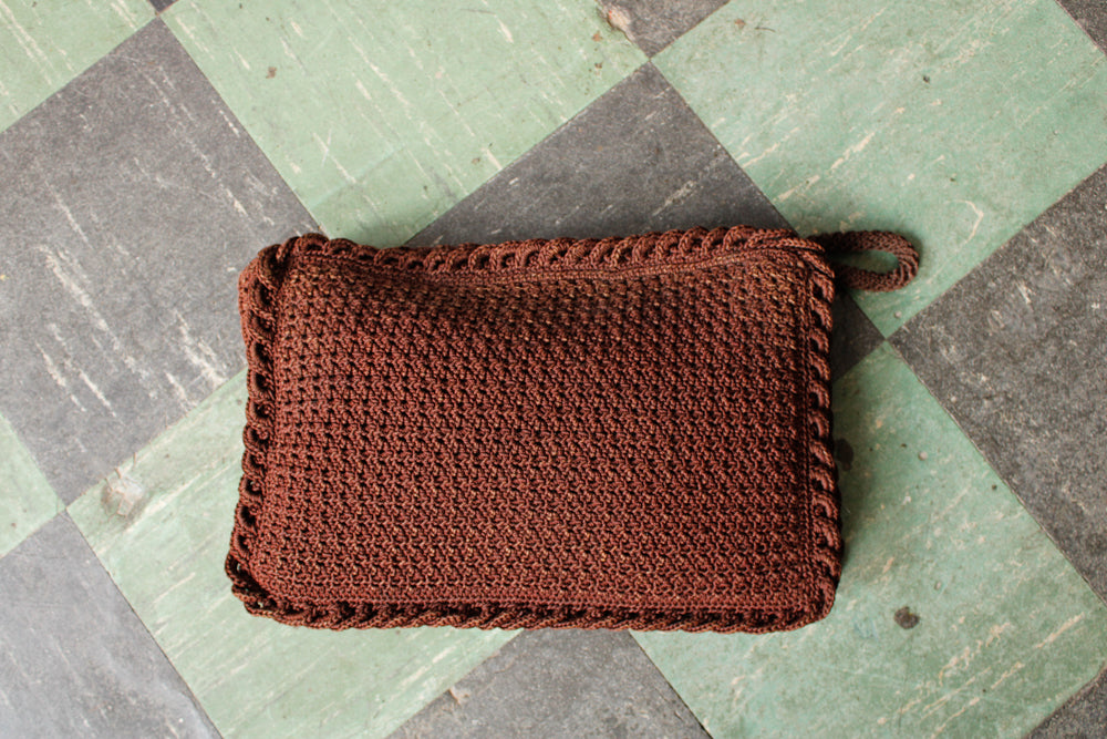 1940s Dark Brown Knit Cordé Handbag
