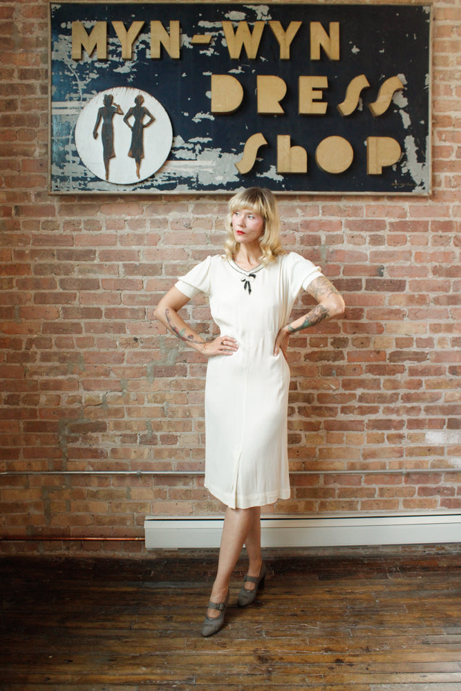 1930s Ivory Crepe Beaded Bow Dress - S/M