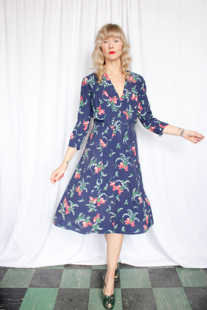 1940s Floral Cold Rayon Dress - Medium