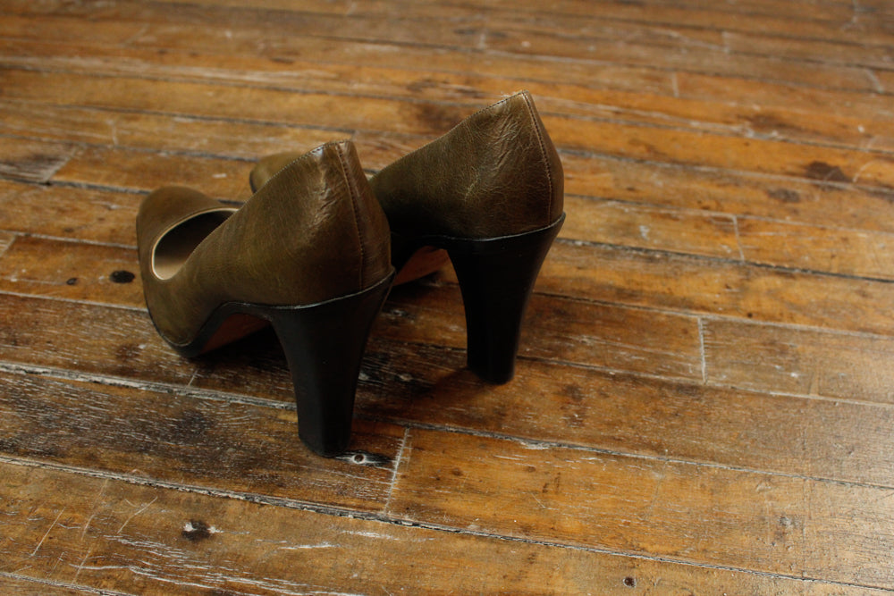 1990s Designer Diana Boussard Leather Heels - 8.5M