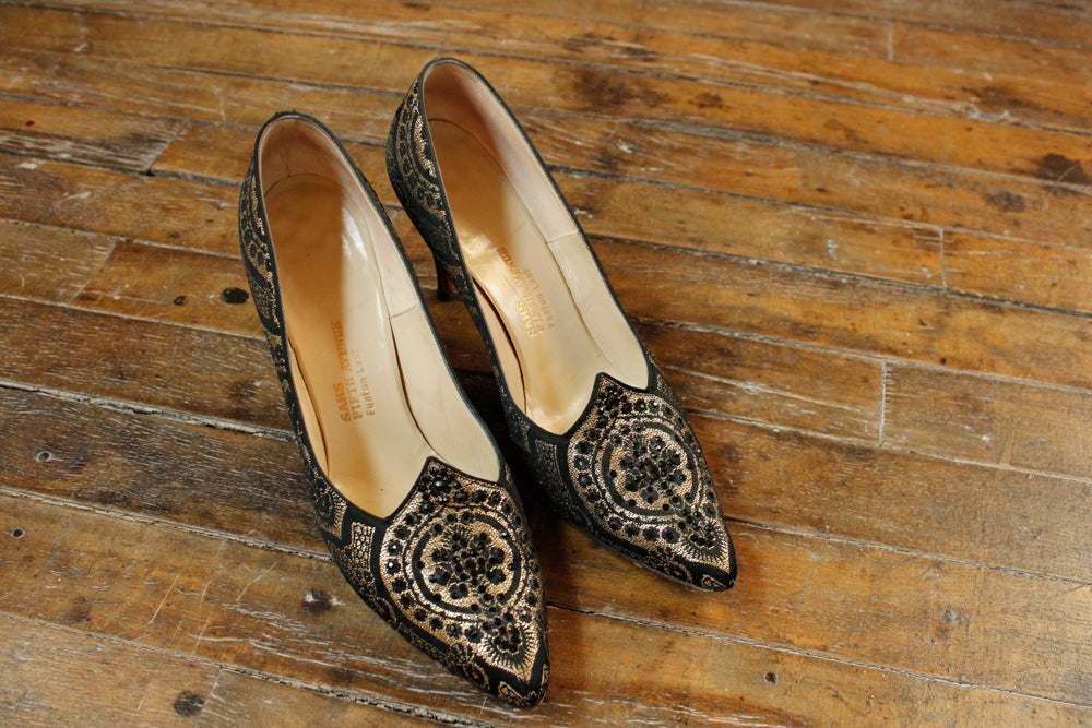 1950s Saks Fifth Ave Black & Gold Heels - 8.5N
