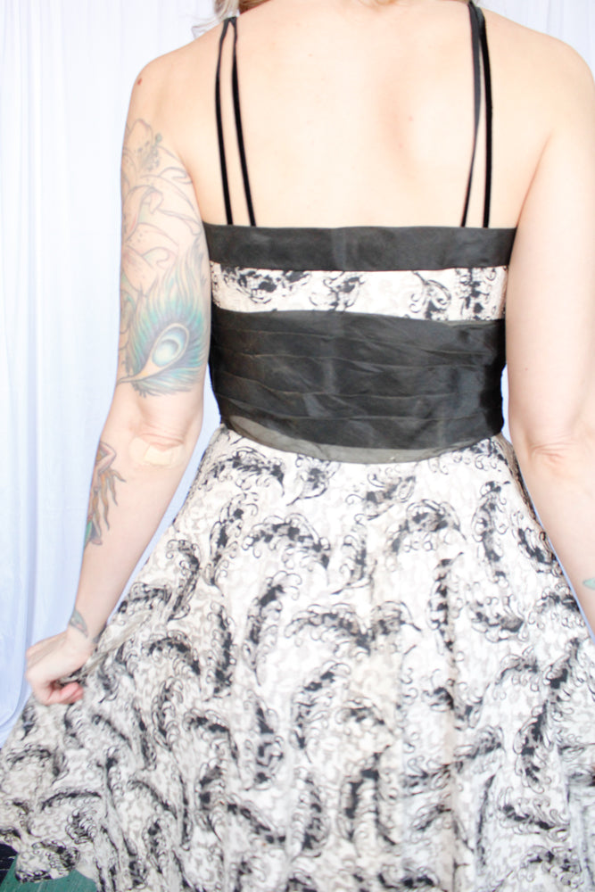 1950s Feather Pattern Lace Cocktail Dress - Small