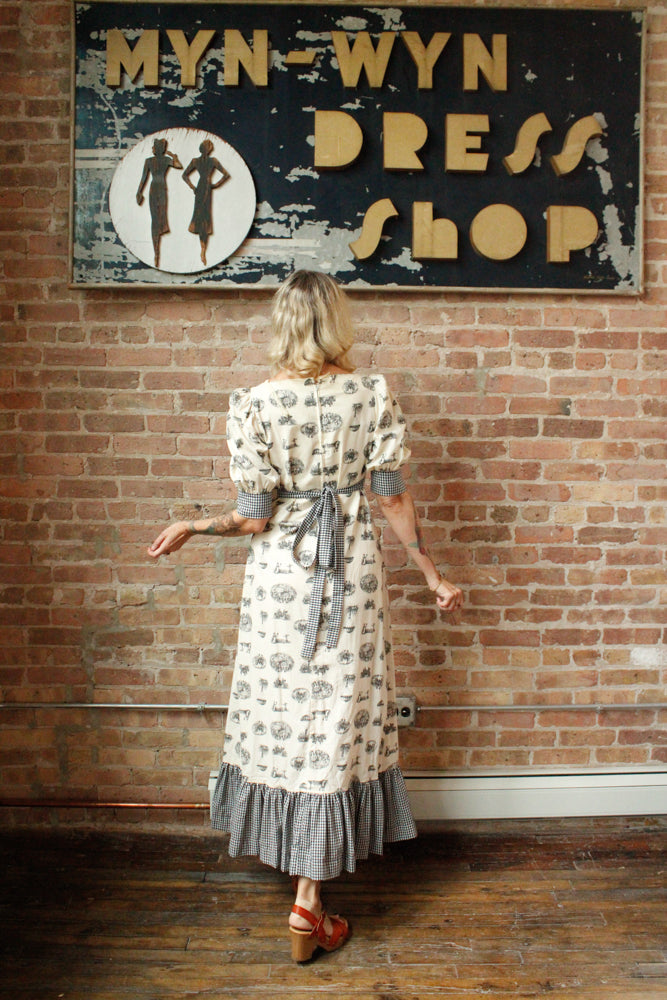 1970s Marianne Folk Print Maxi Dress - S/M