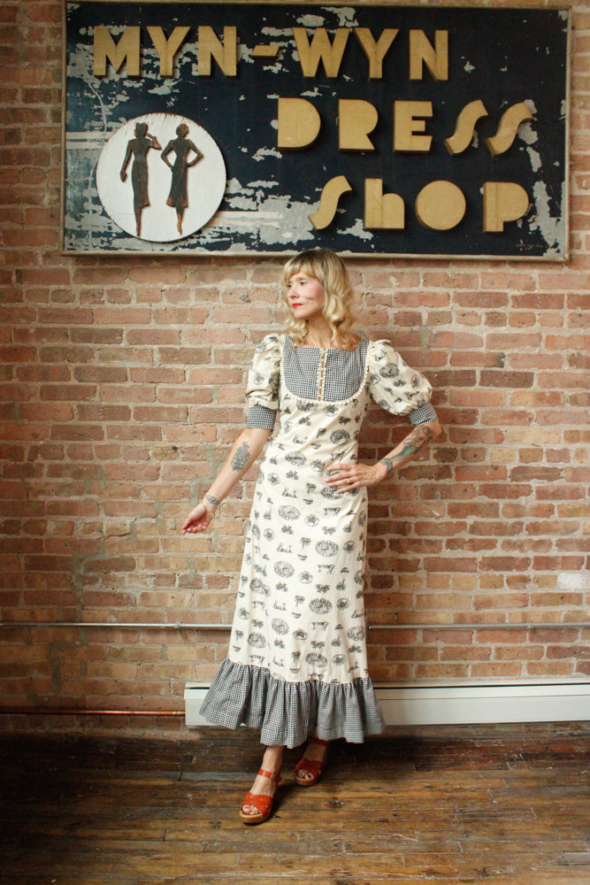 1970s Marianne Folk Print Maxi Dress - S/M