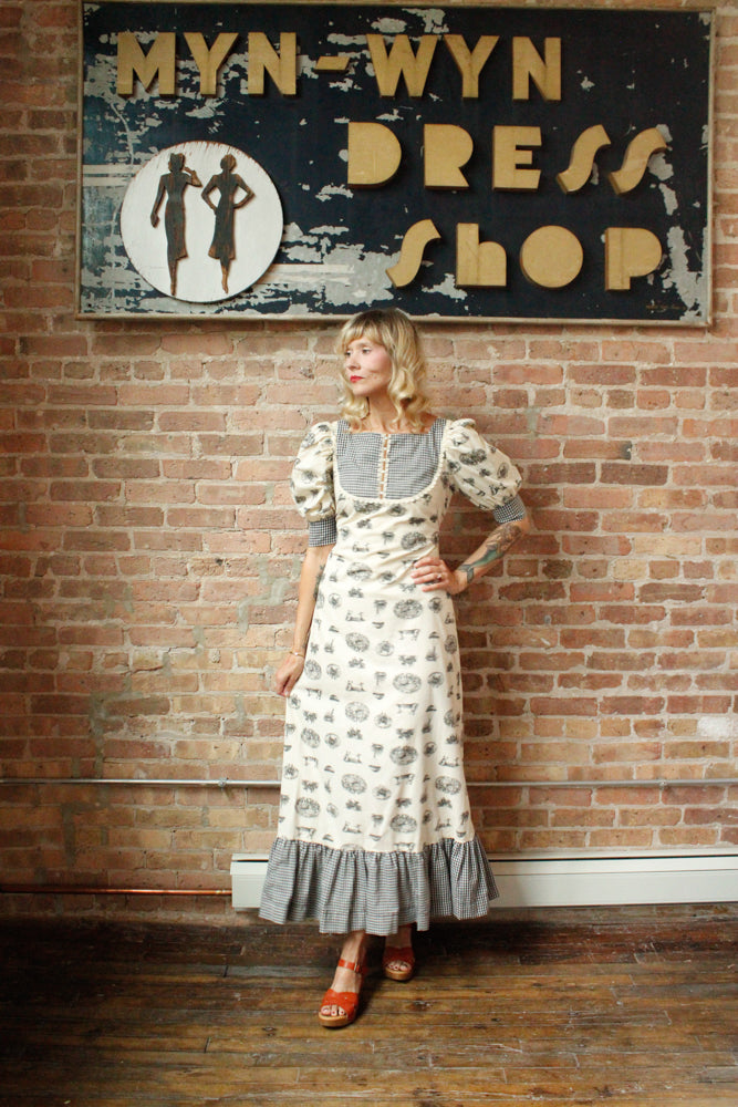 1970s Marianne Folk Print Maxi Dress - S/M