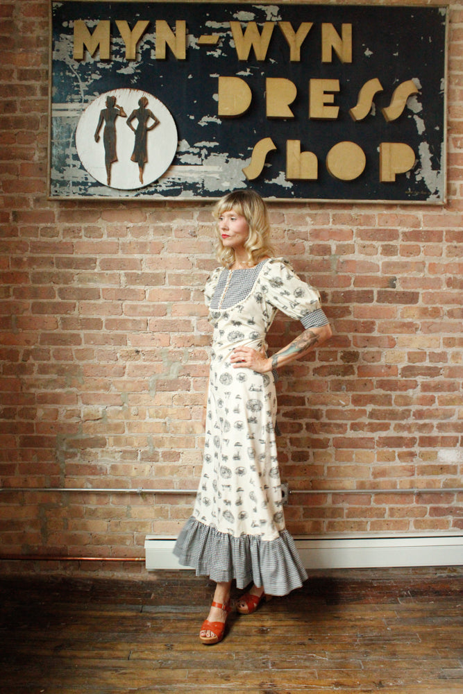 1970s Marianne Folk Print Maxi Dress - S/M