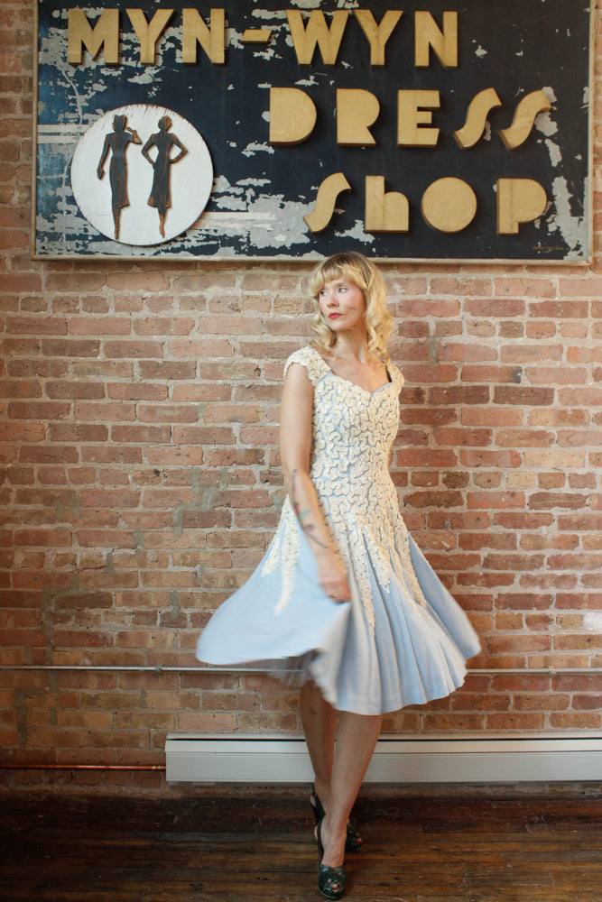 1950s Ribbon Blue Linen Dress - S/M