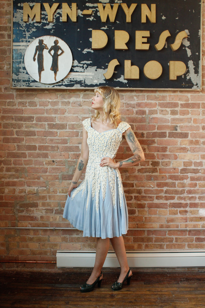 1950s Ribbon Blue Linen Dress - S/M