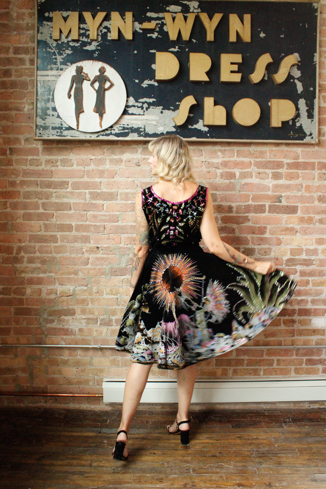 1950s Popocatépetl & Iztaccihuati Love Story Handpainted Mexican Folk Dance Outfit - Medium
