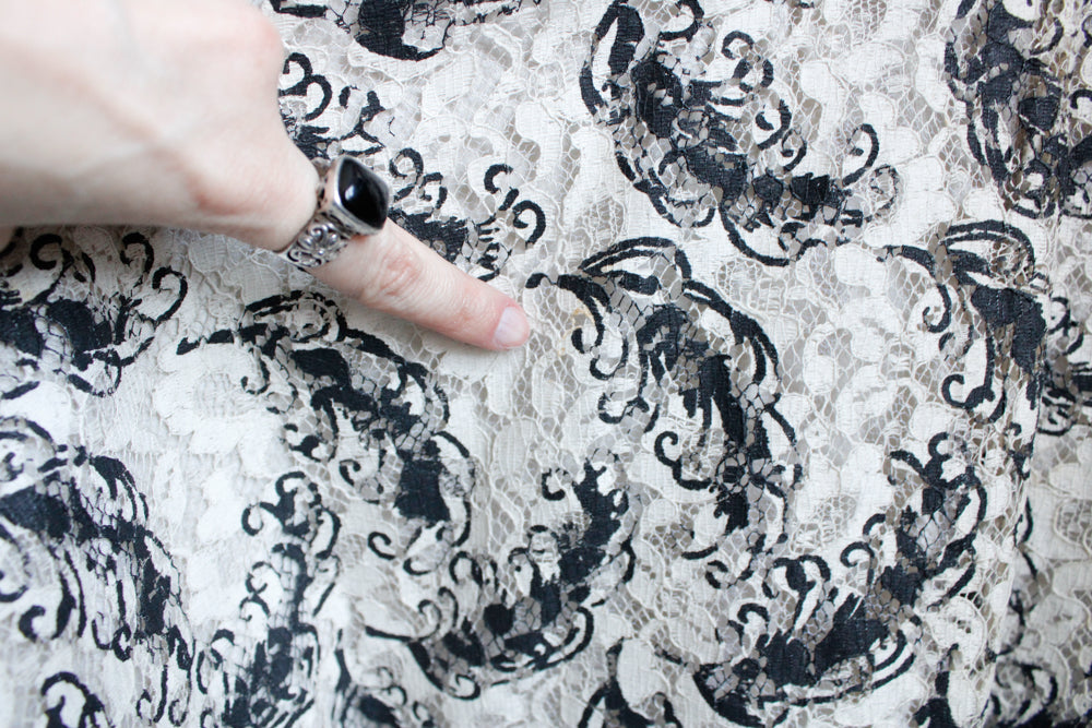 1950s Feather Pattern Lace Cocktail Dress - Small