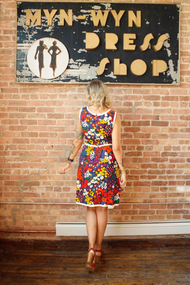 1960s Floral MOD Cotton Dress - Medium