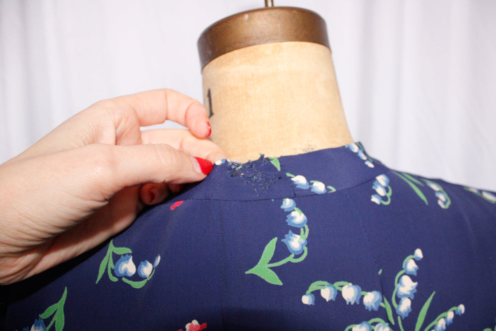 1940s Floral Cold Rayon Dress - Medium