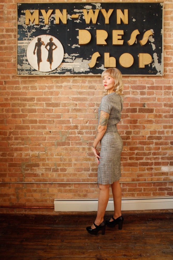 1960s 3pc Houndstooth Suit with Cape - Small