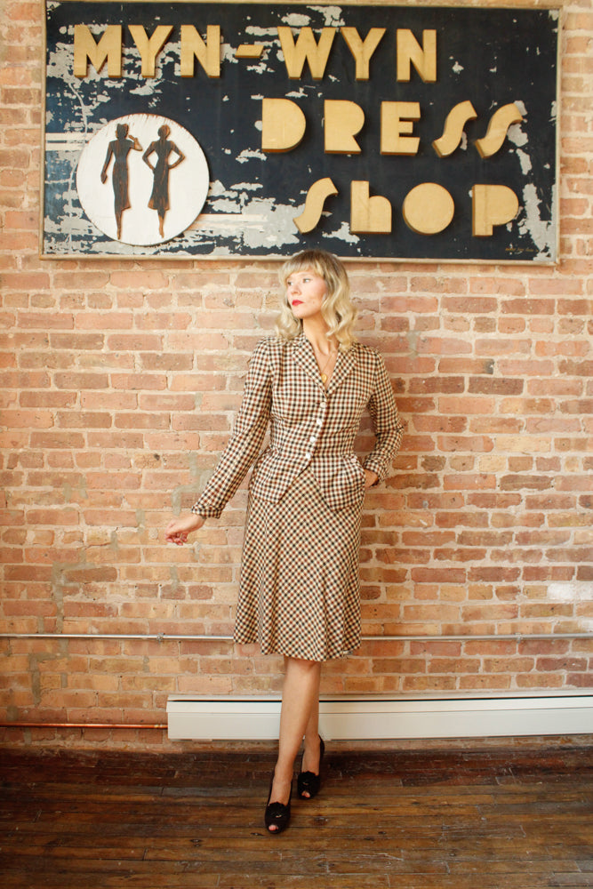 1950s Bergdorf Goodman Plaid New Look Suit - Small