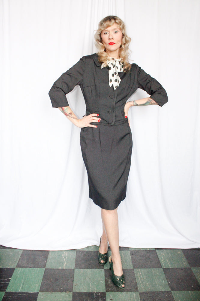 1950s Leslie Fay Charcoal Gray Wool Gab 2pc Suit - Small
