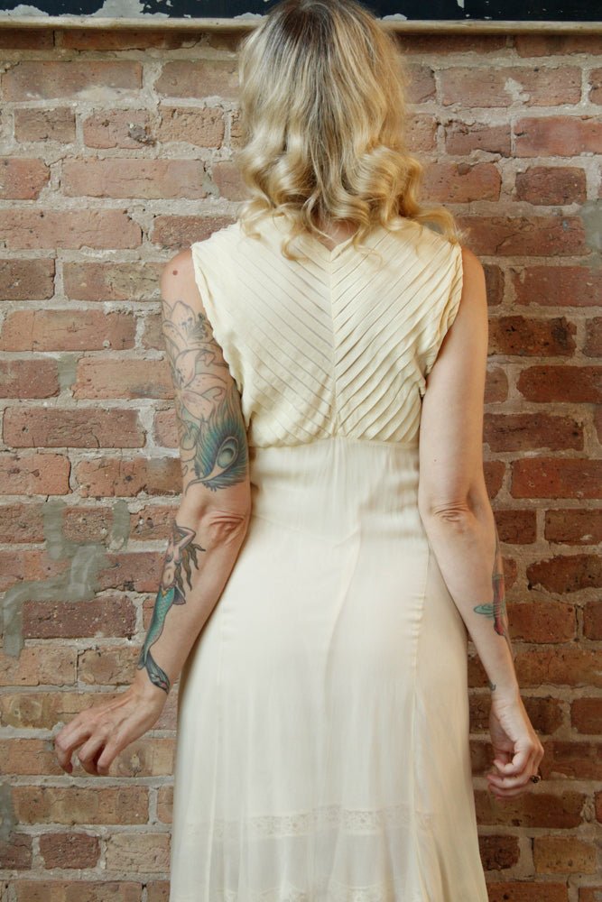 1930s Nude Silk Chiffon Bias Cut Gown - S/M