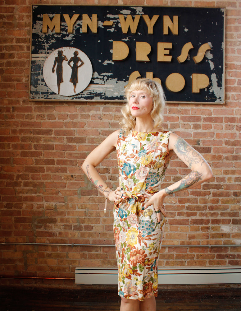1950s Floral Linen Sheath Dress - Small