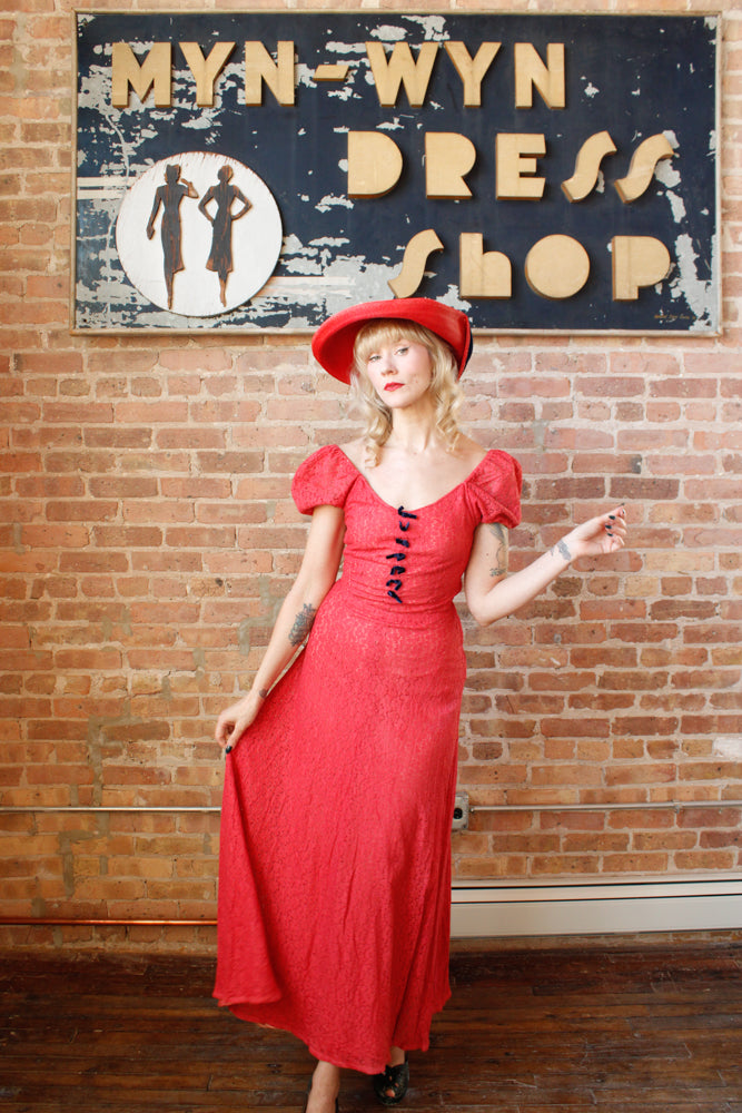 1930s Magenta Lace Puff Sleeve Gown - XS
