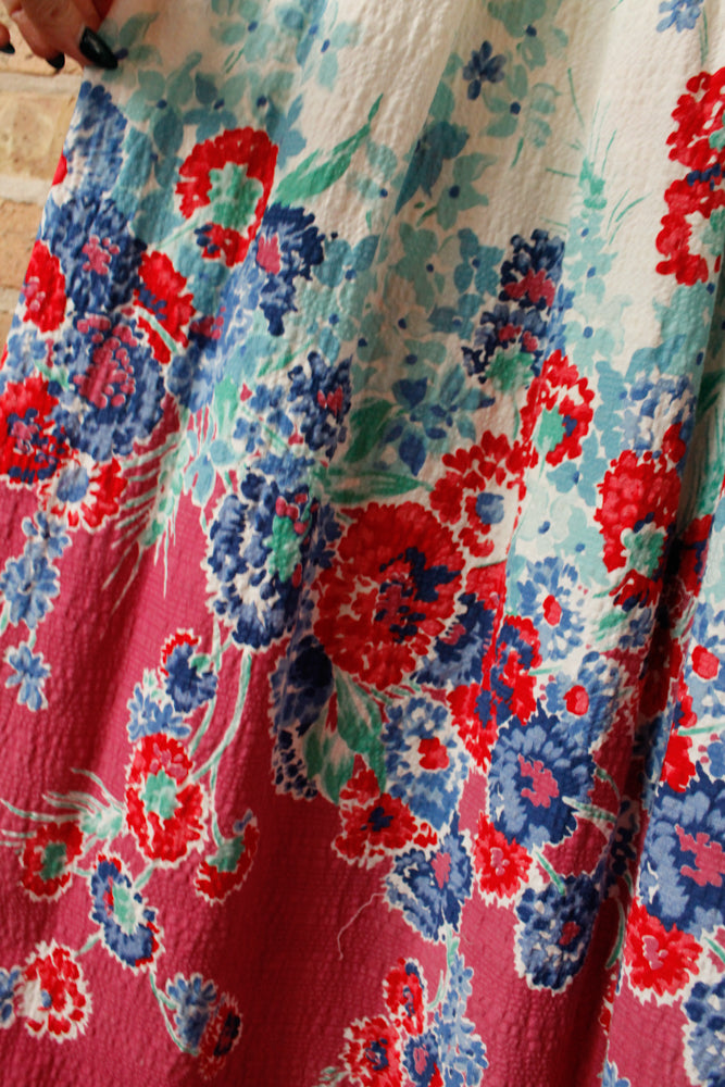 1940-1941 Floral Seersucker Cotton Dressing Gown - S/M