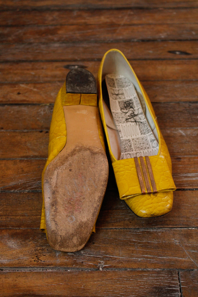 1960s Yellow Patent Leather Heels - 8.5 M
