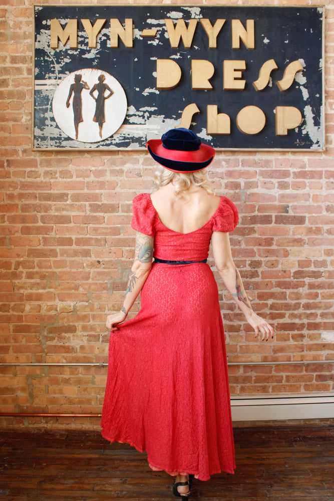 1930s Magenta Lace Puff Sleeve Gown - XS