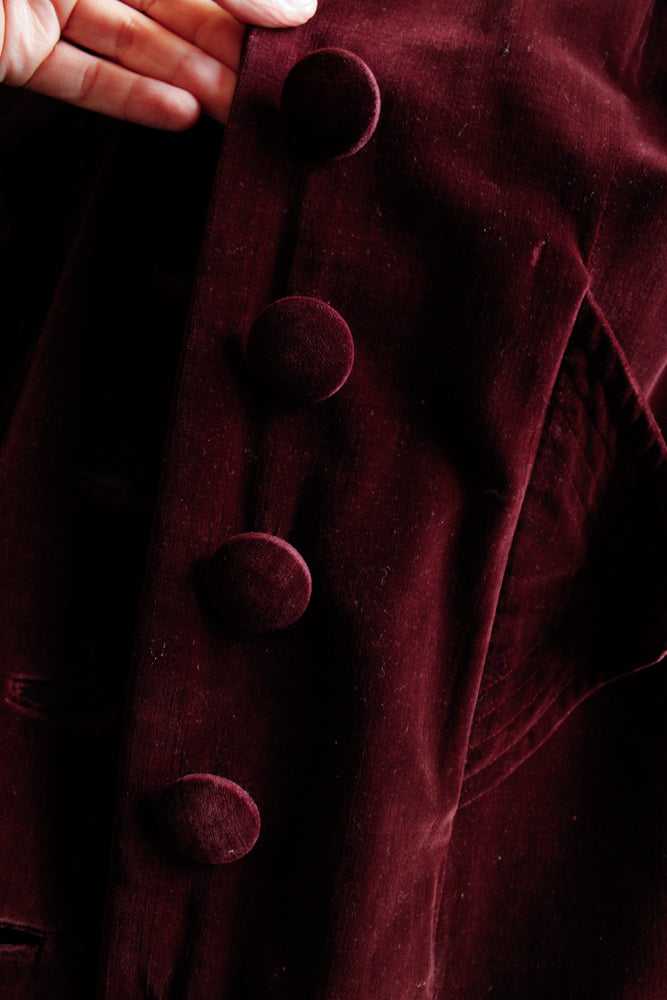 1930s Plum Velvet Belted Coat with Faux Persian Lamb Wool Trim - Small