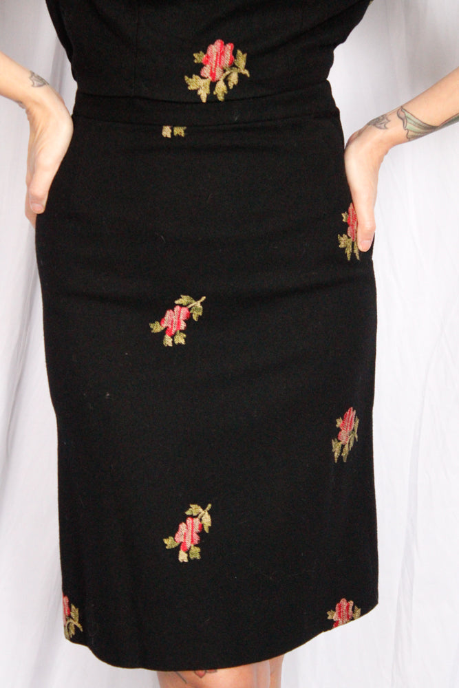 1950s 2pc Rose Embroidered Wool Blouse and Skirt Set - Small