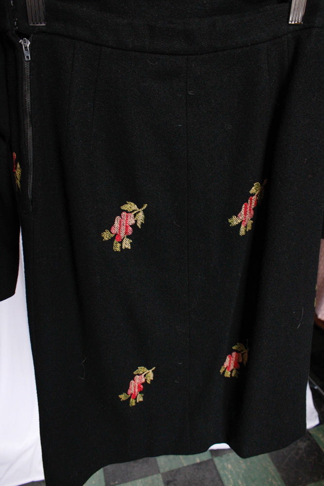 1950s 2pc Rose Embroidered Wool Blouse and Skirt Set - Small