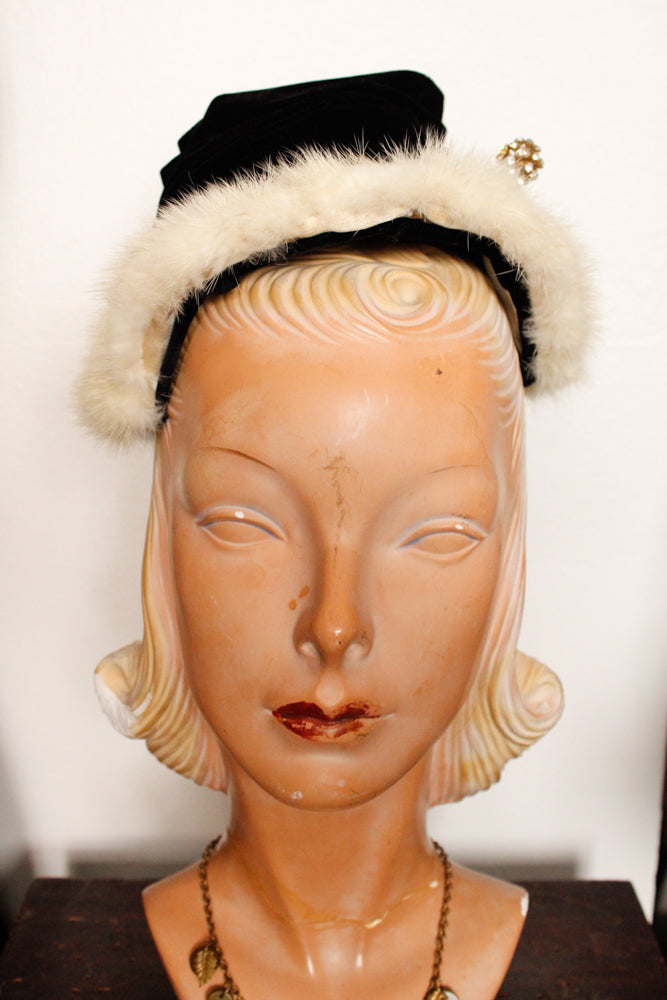 1940s Black Velvet & Ermine Hat