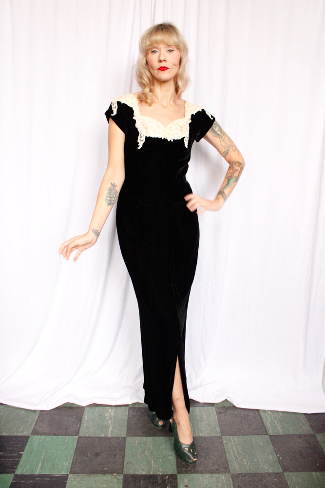 1940s Dorothy O'Hara Velvet Gown - S/M