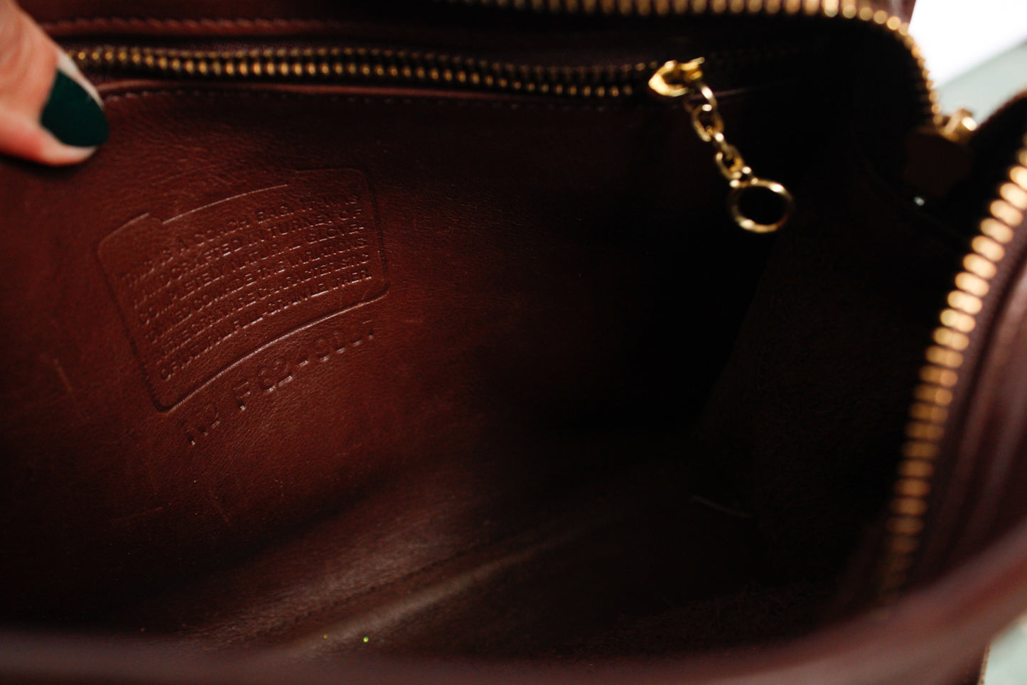 1990s Coach Metropolis Brown Shoulder Handbag Style F82 9087