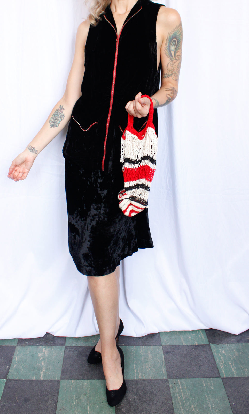 1930s Red White and Black Open Knit Handbag