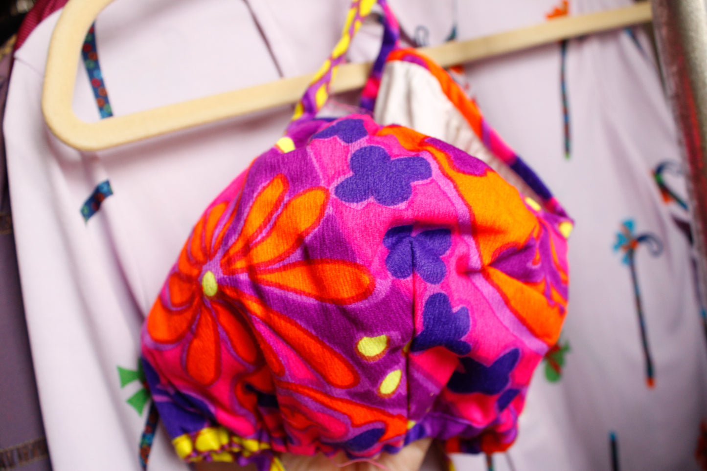1960s Bright Summer Sun Top - 40C/D