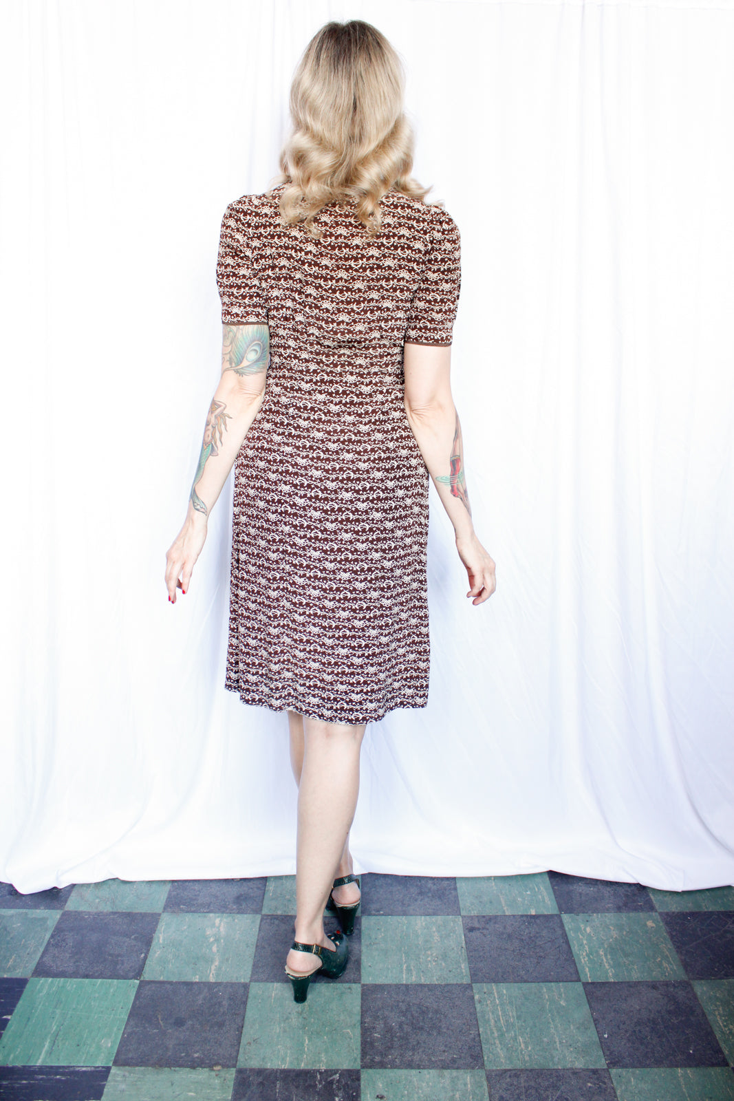 1930s L'Aiglon Brown & White Floral Puff Sleeve Dress - S/M