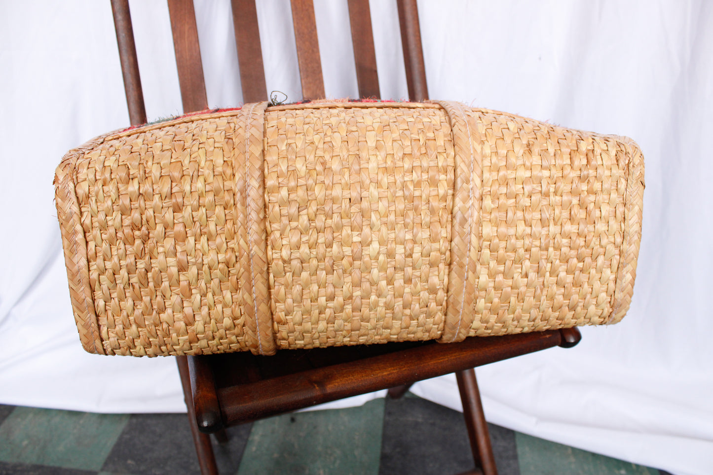1970s Large Woven Straw Summer Beach Bag