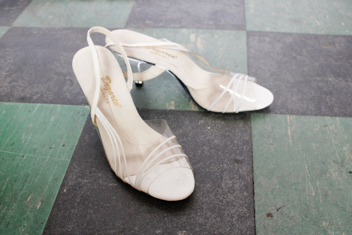 1980s Clear Open Toe Lucite Heels - 9M